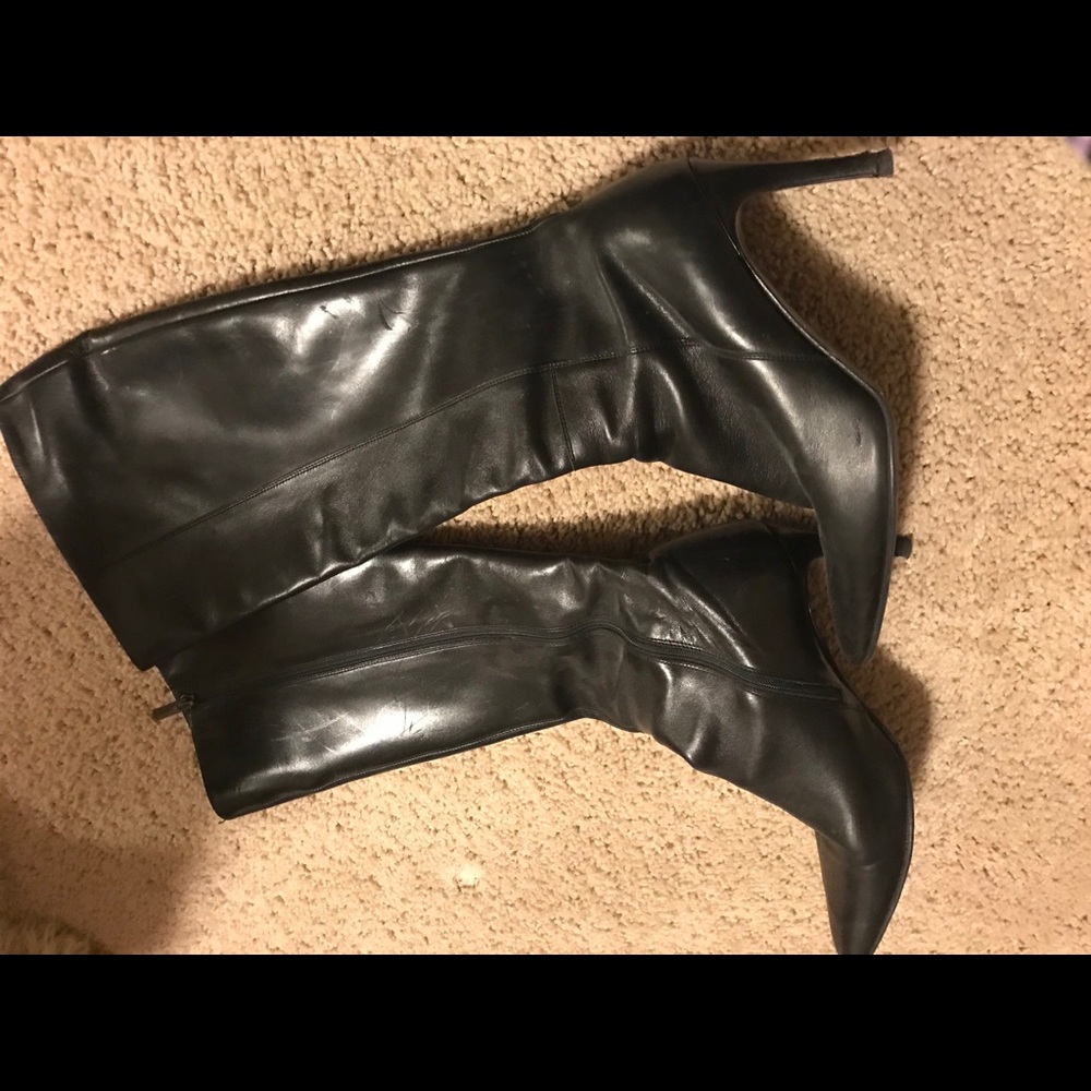 Below the knees boots